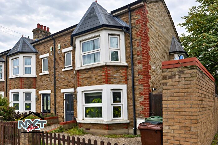 4 Bedroom Semi Detached House For Sale In Grove Green Road, London, E11