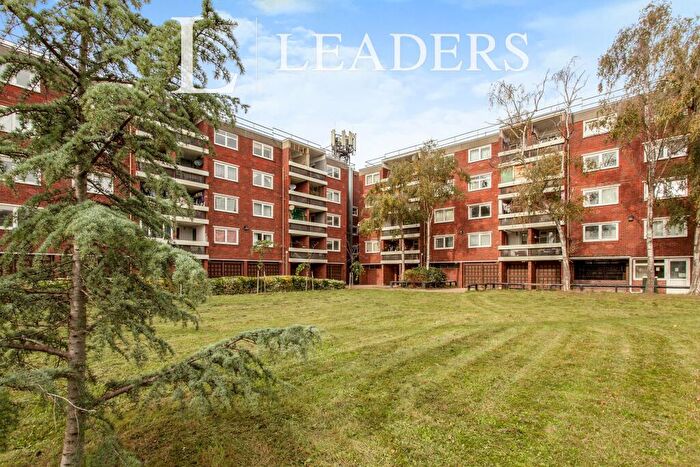 2 Bedroom Flat To Rent In Kingsway, CB4