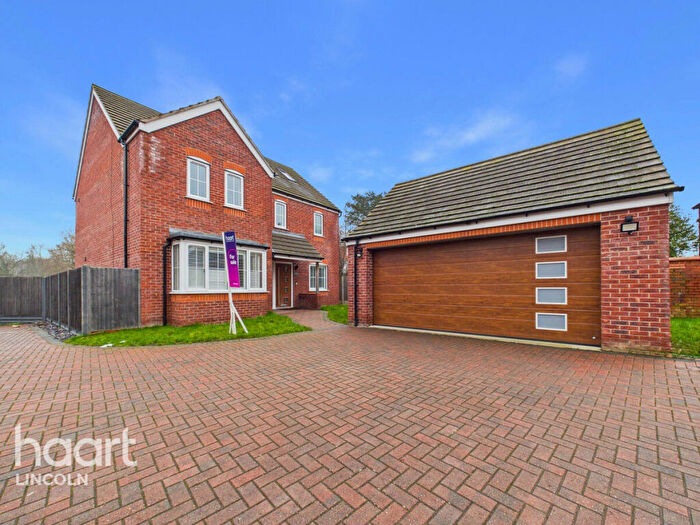 5 Bedroom Detached House For Sale In Newark Road, Lincoln, LN6