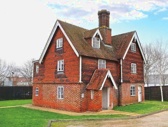 3 Bedroom Semi-Detached House For Sale In Five Oak Green Road, Tonbridge, TN11