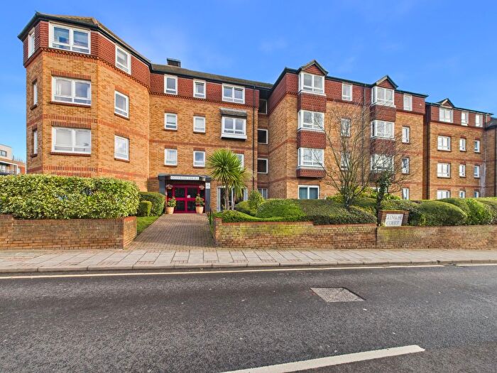 1 Bedroom Flat For Sale In Glenrose Court, Sidcup Hill, Sidcup, Kent, DA14