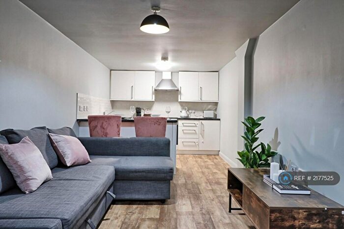 2 Bedroom Maisonette To Rent In Southchurch Road, Southend-On-Sea, SS1