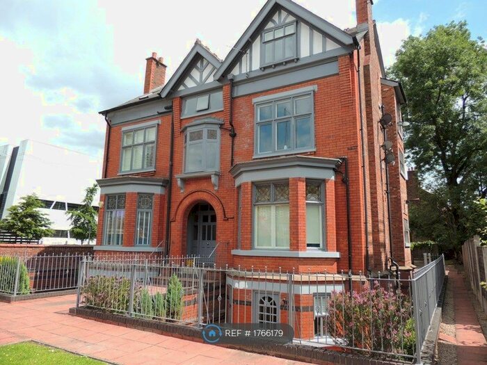 2 Bedroom Flat To Rent In Wilmslow Road, Didsbury, M20