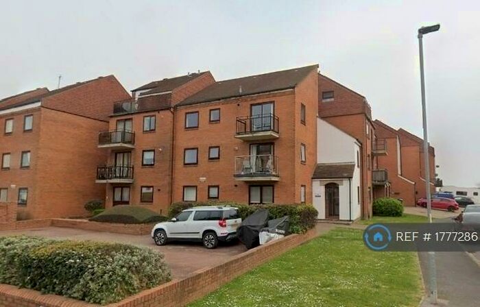 1 Bedroom Flat To Rent In Ferry Road, Eastney, PO4