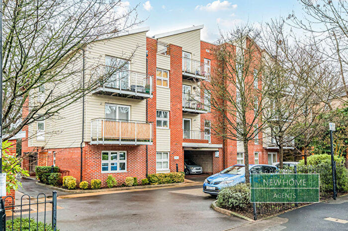 1 Bedroom Flat For Sale In Tudor Wood, Northlands Road, Southampton, SO15