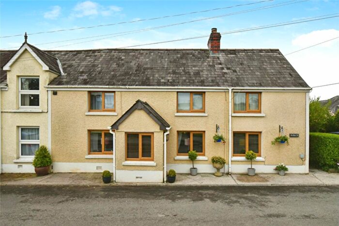 3 Bedroom Cottage For Sale In Manordeilo, Llandeilo, Carmarthenshire, SA19