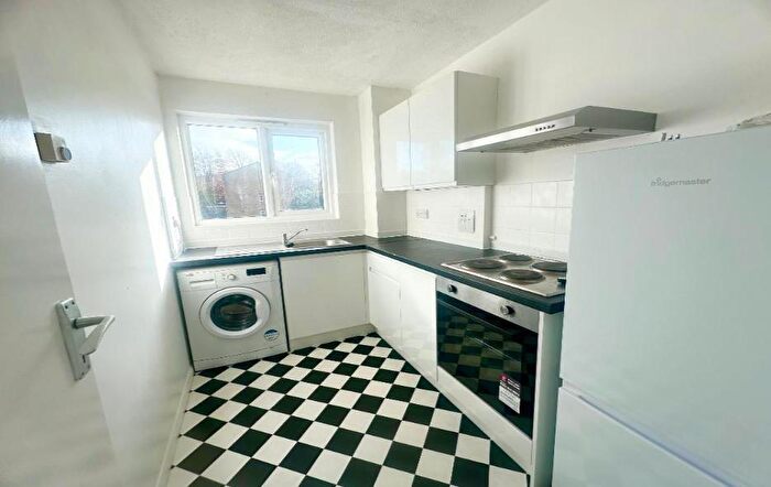 1 Bedroom Flat To Rent In Taylor Close, Orpington, Kent, BR6