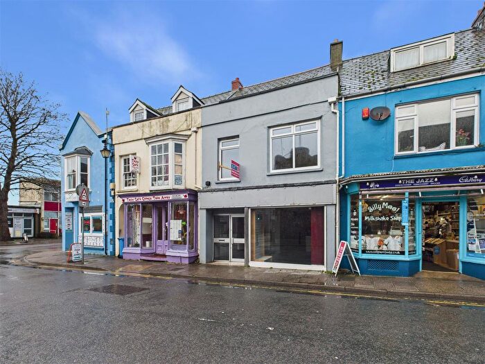 2 Bedroom Retail Premises For Sale In White Lion Street, Tenby, SA70