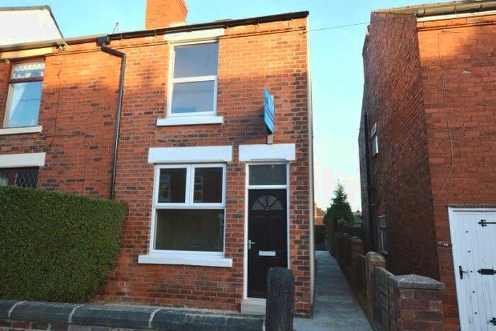 3 Bedroom Property To Rent In Heaton Street, Chesterfield, S40