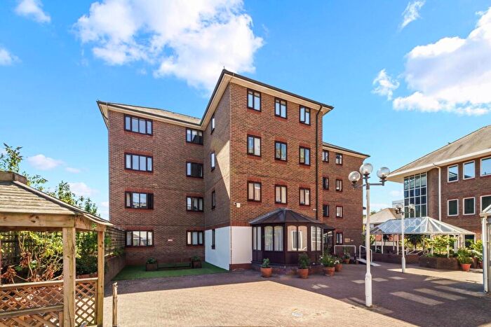 2 Bedroom Retirement Property For Sale In Upper High Street, Epsom, KT17