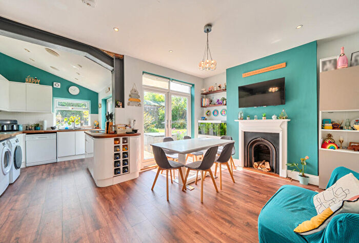 3 Bedroom Semi Detached House For Sale In The Crescent, Sutton, SM1