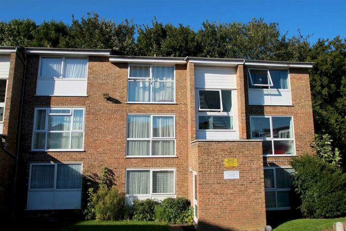 1 Bedroom Flat To Rent In Tattershall Drive, Hemel Hempstead, HP2