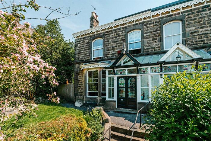 4 Bedroom Semi Detached House For Sale In Chesterfield Road, Matlock, DE4