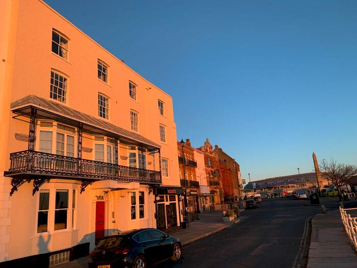 2 Bedroom Apartment To Rent In Harbour Parade, Ramsgate, CT11