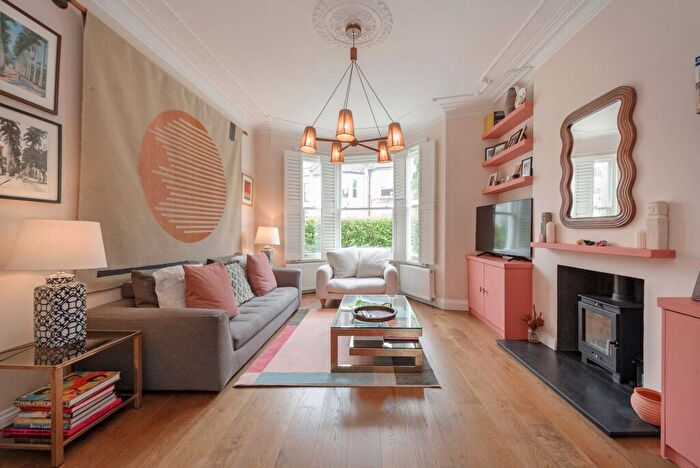 5 Bedroom End Of Terrace House For Sale In Linden Avenue, Kensal Rise, NW10