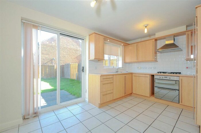 3 Bedroom End Of Terrace House To Rent In Dunstans Drive, Winnersh, Wokingham, Berkshire, RG41