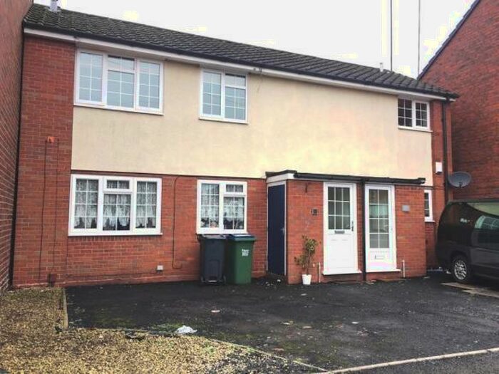 1 Bedroom Flat To Rent In Arden Grove, Oldbury, B69