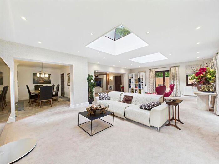 5 Bedroom Detached House For Sale In Oakbrook House, Riverdale Drive, Ranmoor, Sheffield, S10