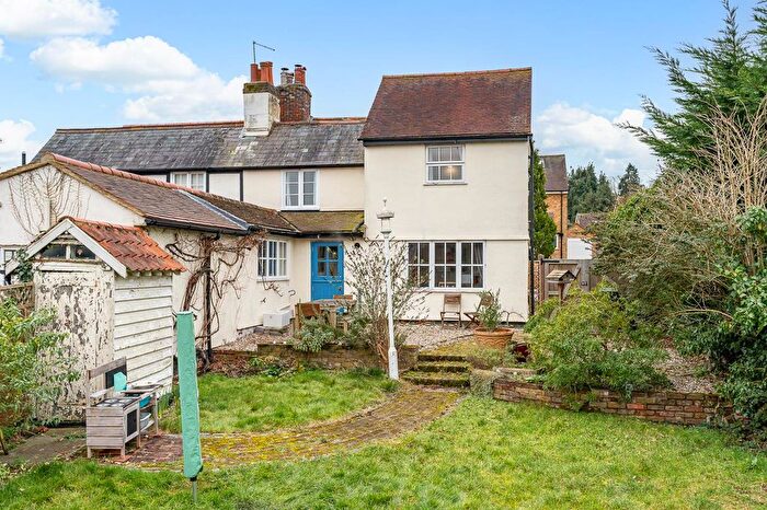 3 Bedroom Property For Sale In Harlow Road, Roydon, Harlow, CM19