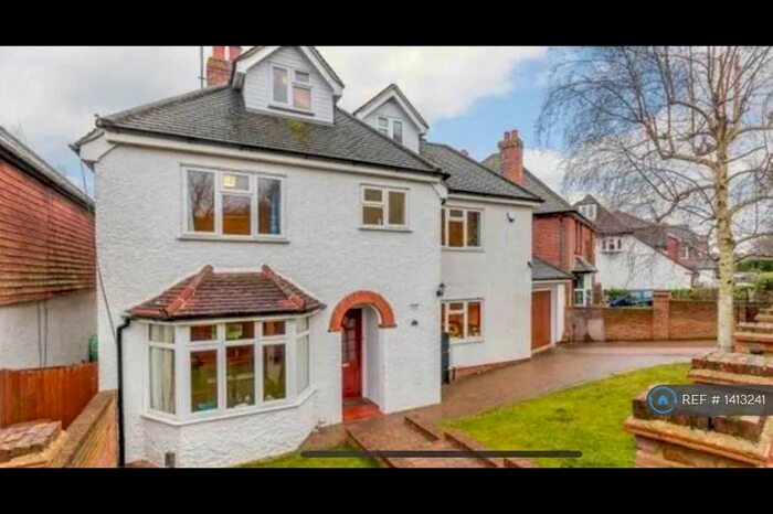 5 Bedroom Detached House To Rent In Ridgemount, Guildford, GU2