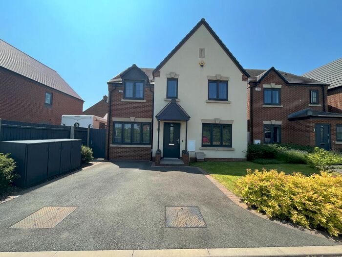 4 Bedroom Detached House To Rent In Pentland Crown Place, Bishops Tachbrook, Leamington Spa, CV33