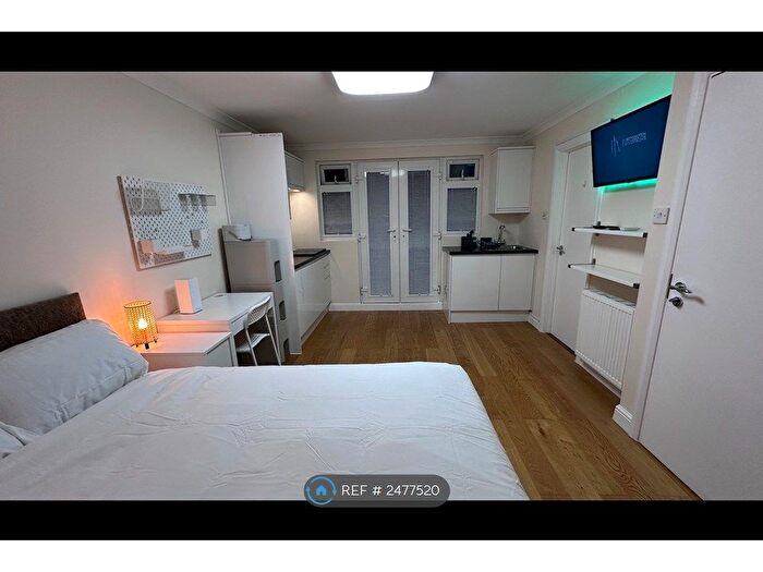Studio To Rent In Sutton, Sutton, SM1