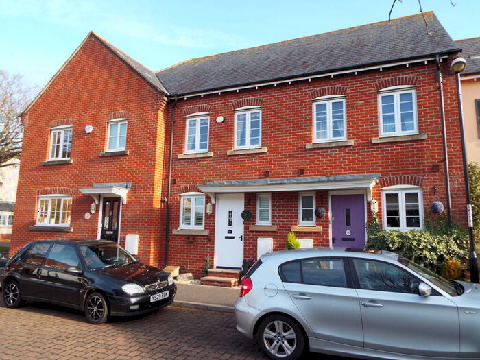 2 Bedroom House To Rent In Wick Point Mews, Christchurch, BH23