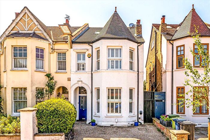 6 Bedroom Semi Detached House For Sale In Marlborough Road, Ealing, W5