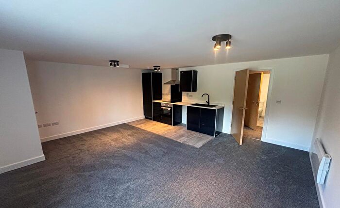 1 Bedroom Apartment To Rent In West Street, Chesterfield, S40