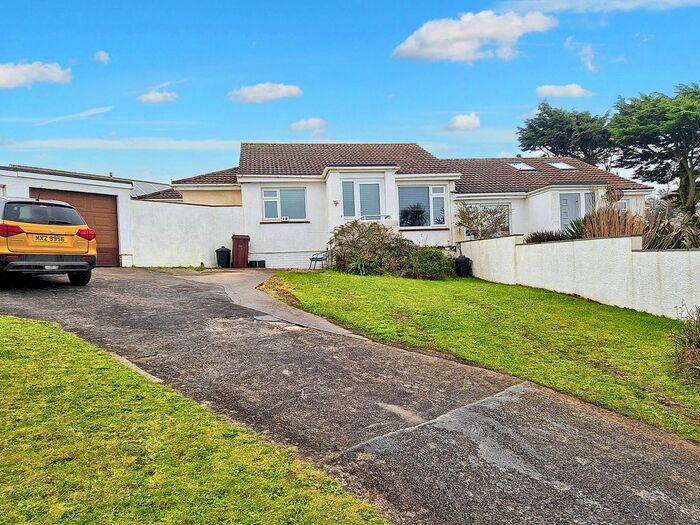 3 Bedroom Bungalow To Rent In Anthony Close, Bude, EX23