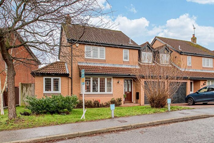 3 Bedroom Semi Detached House For Sale In East Anglian Way, Gorleston, NR31