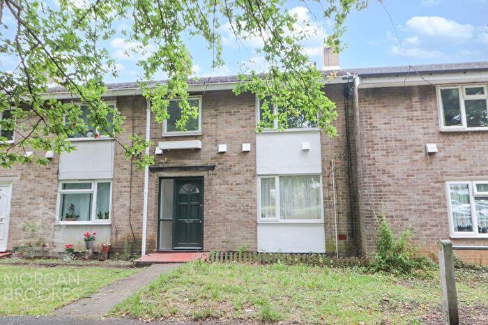 3 Bedroom Terraced House To Rent In Honeypot Lane, Basildon, SS14