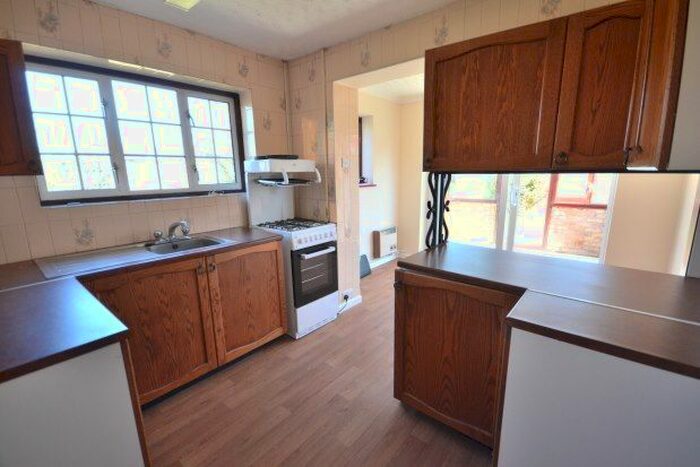 2 Bedroom Bungalow To Rent In Mierscourt Close, Gillingham, ME8