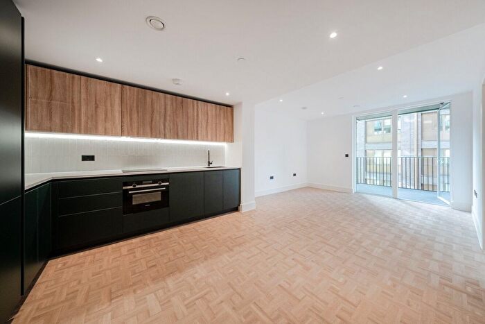 Property To Rent In Monarch Square, London, SW11