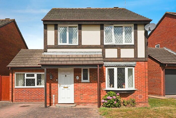 4 Bedroom Detached House For Sale In Falkland Road, Evesham, Worcestershire, WR11