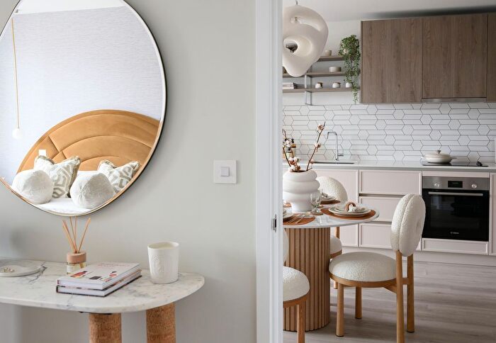 1 Bedroom Flat For Sale In Kidbrooke Village Sales And Marketing Suite, Kidbrooke, Greenwich, SE3