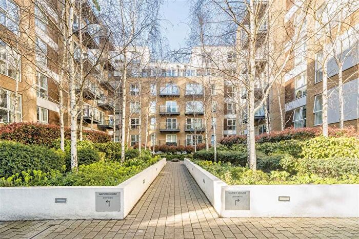 2 Bedroom Flat To Rent In Bromyard Avenue, Acton, W3