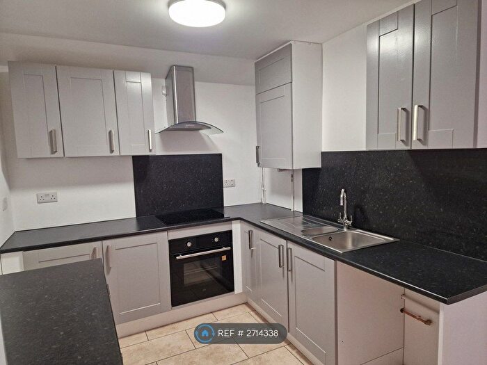 1 Bedroom Flat To Rent In Grosvenor Street, Scunthorpe, DN15