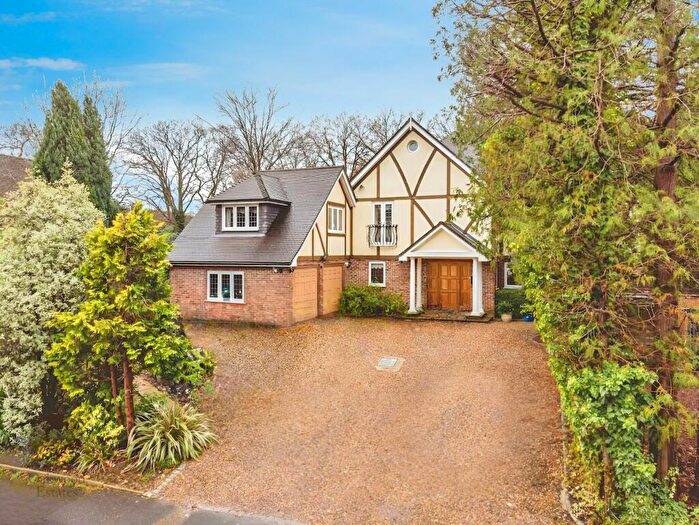 6 Bedroom Detached House For Sale In Howards Wood Drive, Gerrards Cross, SL9