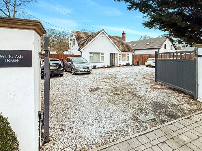 2 Bedroom Detached House For Sale In Gosfield Road, Braintree, CM7