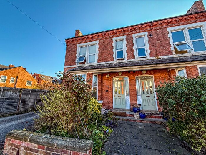 2 Bedroom Flat For Sale In Henry Road, West Bridgford, Nottingham, Nottinghamshire, NG2
