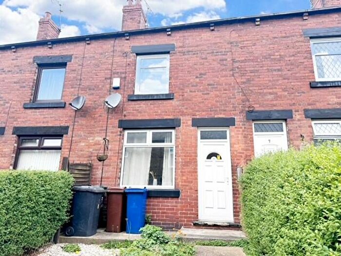 2 Bedroom House To Rent In Cliff Terrace, Barnsley, S71