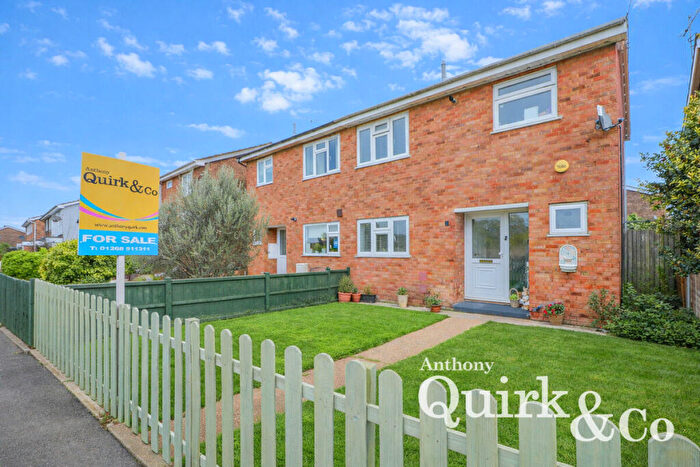 3 Bedroom Semi-Detached House For Sale In Harrow Road, Canvey Island, SS8