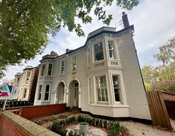 1 Bedroom Apartment To Rent In Avenue Road, Leamington Spa, CV31