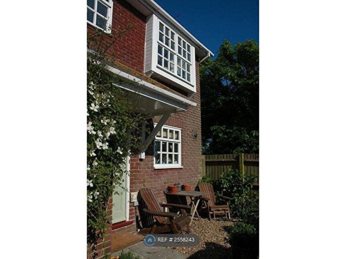 3 Bedroom End Of Terrace House To Rent In Fitzalan Mews, Arundel, BN18