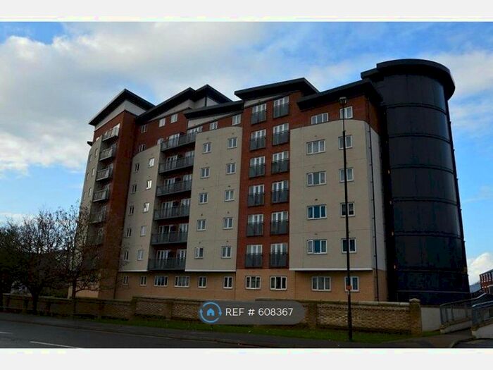 1 Bedroom Flat To Rent In Aspects Court, Slough, SL1