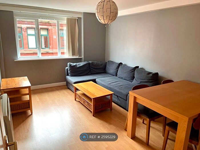 2 Bedroom Flat To Rent In Sackville Place, Manchester, M1