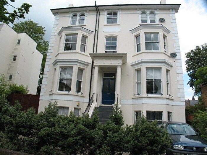 1 Bedroom Flat To Rent In Hamlet Road, London, SE19