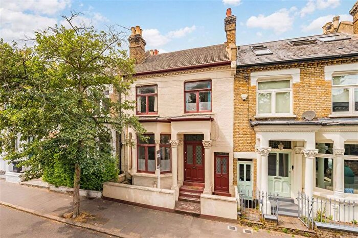 5 Bedroom Terraced House For Sale In Branksome Road, Brixton, SW2