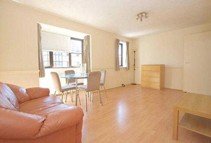 1 Bedroom Flat To Rent In Somerset Gardens, Creighton Road, London, N17